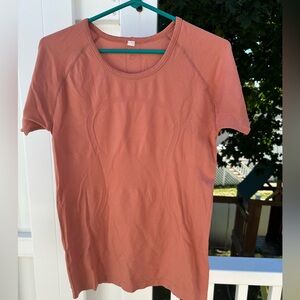 Lululemon Orange/coral Swiftly Tech Shirt Sleeve 10